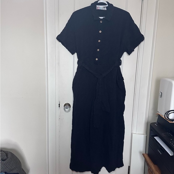 Free People Beach Short Sleeve Black Button Top Jumpsuit with Pockets & Belt - Picture 1 of 10